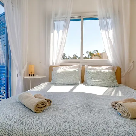Villa Narcissos Bay View *