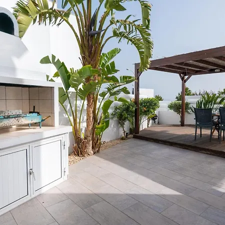 Villa Narcissos Bay View *