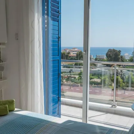 Narcissos Bay View プロタラス